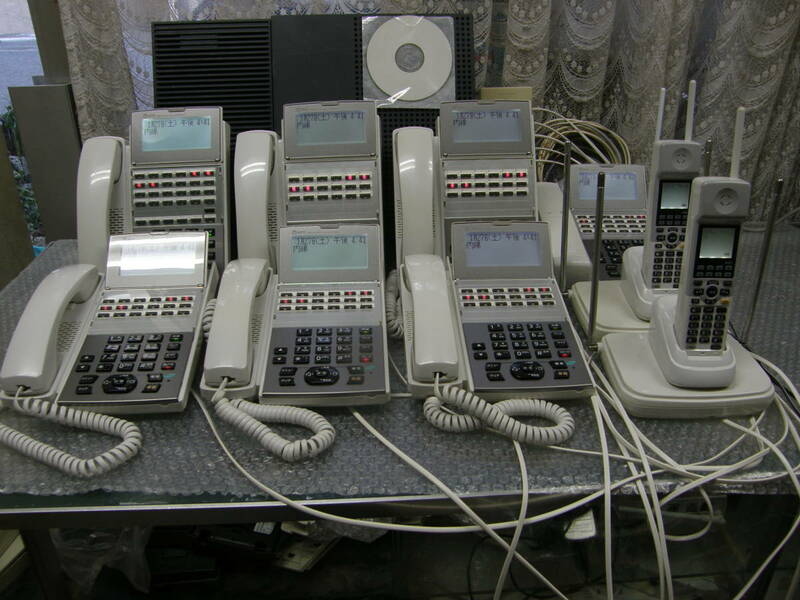 S436　αNX2-M 工事済　留守番電話機のある標準電話５台とカール１台アナログ２台のコードレス、４ｃH外線とIP電話４ｃH用BRUのセット。