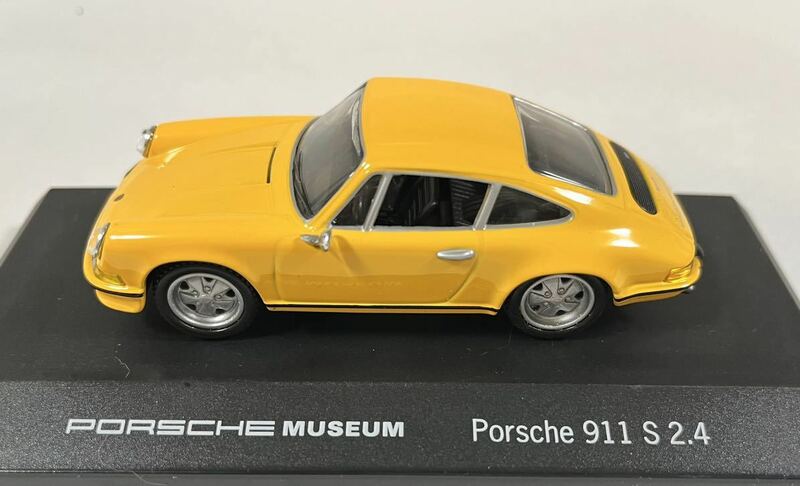 PORSCHE MUSEUM 特注　PORSCHE 911S 2.4 (Narrow)1971Year Yellow 1/43 Hight Speed 製