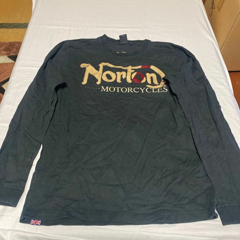 k68 Norton 長袖tシャツ サイズXL表記 中国製