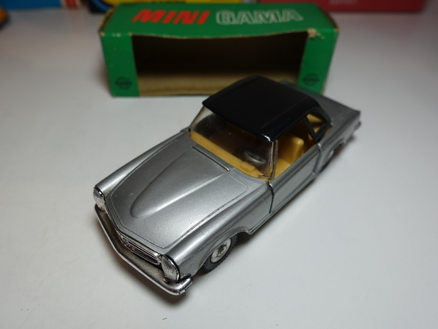 MERCEDES BENZ 230SL SILVER MADE IN WESTERN GERMANY GAMA 1/43? #970 ベンツ　シルバー 　アンティーク　ビンテージ 　DIKKY CORGI