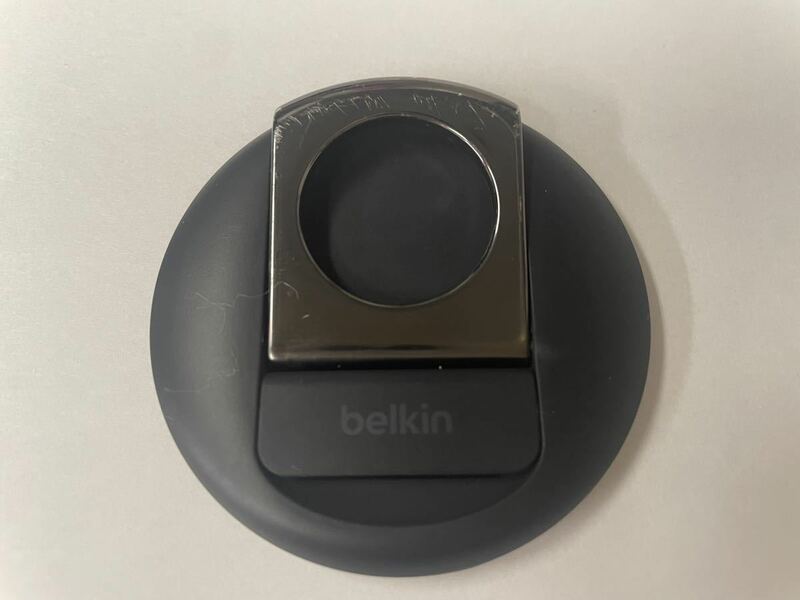 中古品 Belkin iPhone MagSafeマウント Mac連係カメラ対応 スマホリング キックスタンド ブラック MMA006btBK スマホ便利グッズ
