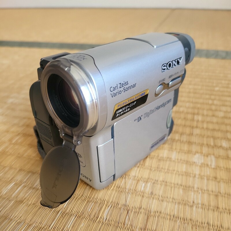 SONY DCR-TRV33