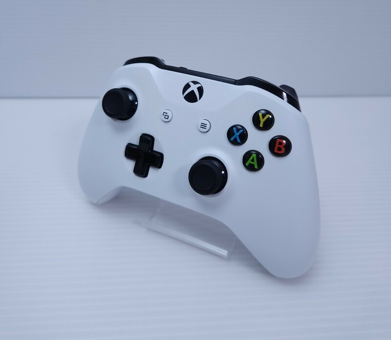 美品 / 動作品 Xbox One ワイヤレス コントローラーModel 1708 白 Wireless Controller(-167)