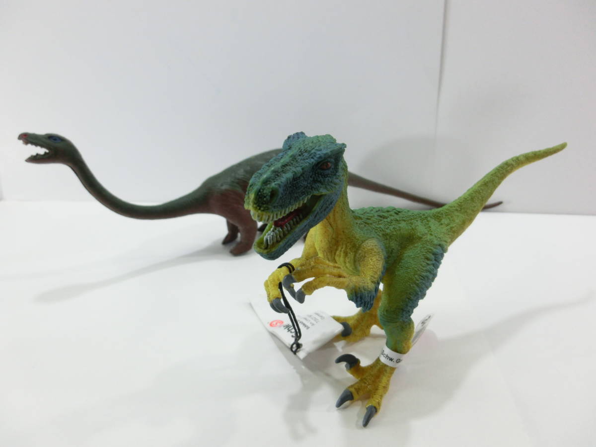 schleich.シュライヒ ベロキラプトル 18ｃｍ◆ブロントサウルス 31.5ｃｍ/恐竜 フィギュア/2体.セット