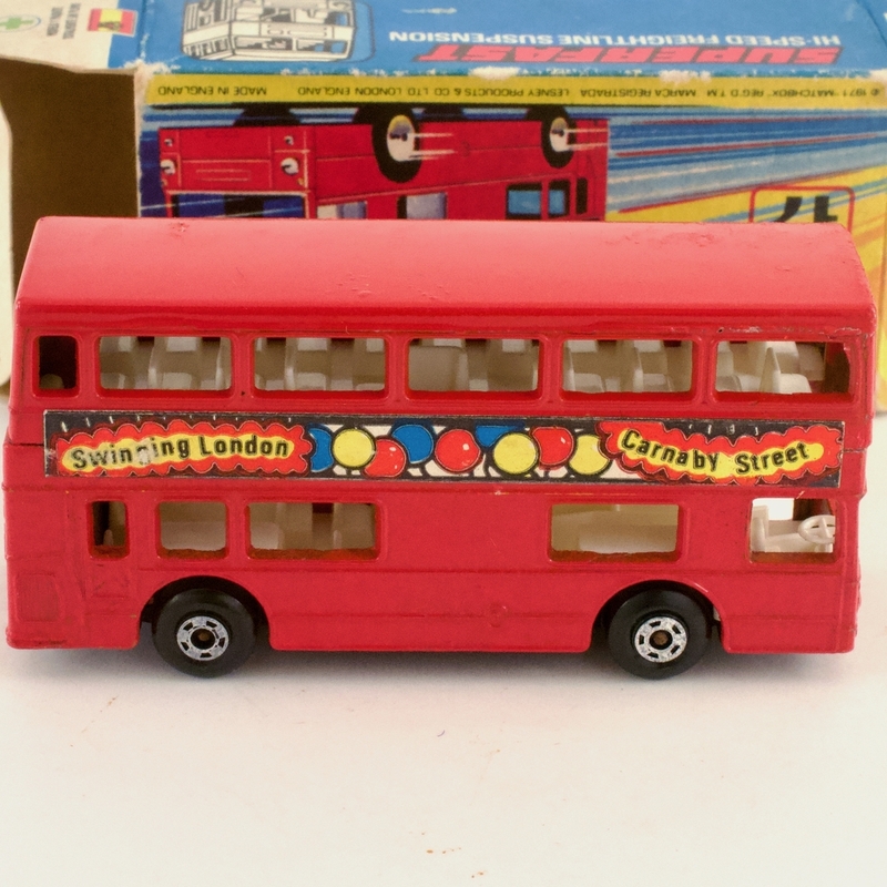 イギリス マッチボックス（matchbox） new 17 the Londoner