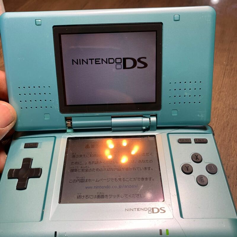 ニンテンドー Nintendo DS NTR-001 (X40)