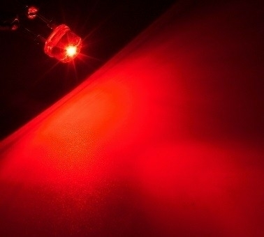 高輝度LED ストローハット 5mm 5Φ 100本 赤 レッド 電子工作 自作 DIY 電気回路 自動車 デコレーション