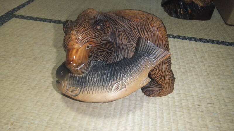 R060115　断捨離　処分　熊の木彫り③　北海道購入　祖父　当時もの　横28㎝位　希少木彫り