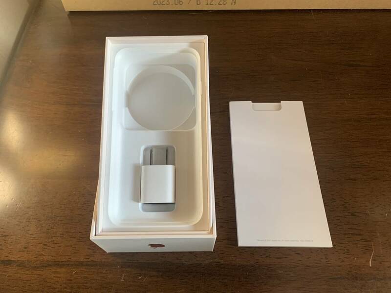 iPhone 純正 USBアダプタ 充電器 Apple