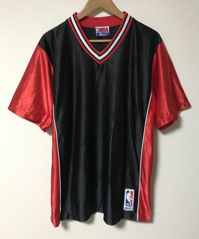 NBA CAPITAL INDUSTRY INC. バスケットボール 半袖 シャツ トップス ブラック × レッド ポリエステル 100% 日本製 L