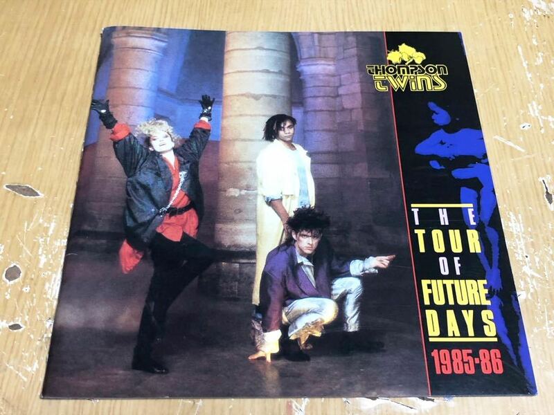 ♪ Thompson Twins / The Tour Of Future Days 1985-86 パンフレット トンプソン・ツインズ コンサート ライブ 音楽 当時物 昭和レトロ