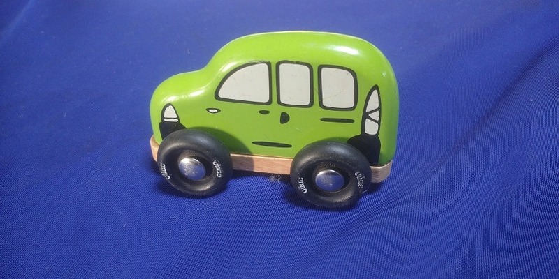 vilac 木製玩具　車