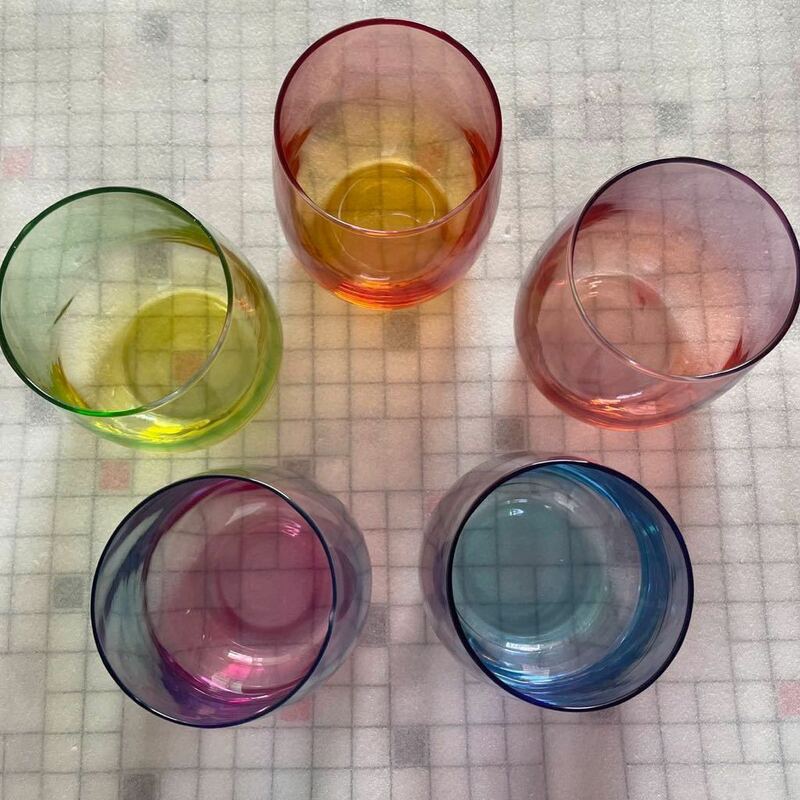 未使用　グラデーション　コップ　グラス　カラフル　5色　ガラス