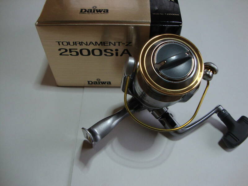 ダイワ トーナメントZ 2500SiA DAIWA TOURNAMENT-Z