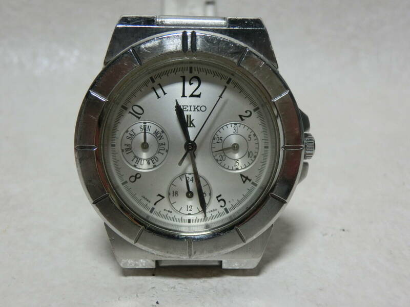 【№1044-O6006R】中古品：SEIKO セイコー ルキア 5Y89-0B20 シルバー文字盤 クォーツ レディース腕時計 　目たち物はありません