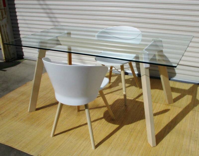 おしゃれ　美品 calligaris ダイニングテーブル PAPER ガラステーブル チェア2脚 セット 高級家具 カリガリス　テーブル　デザイン家具