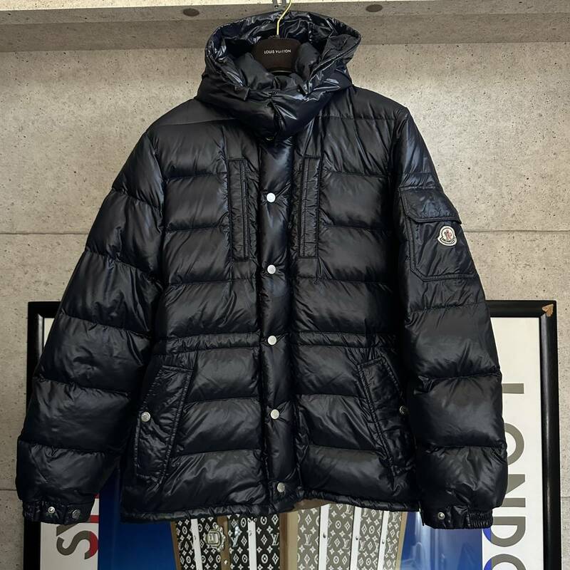 【即決/即納】極美品 MONCLER ROD モンクレール ロッド ネイビー ダウンジャケット 肩ワッペン メンズ 国内正規品 サイズ2