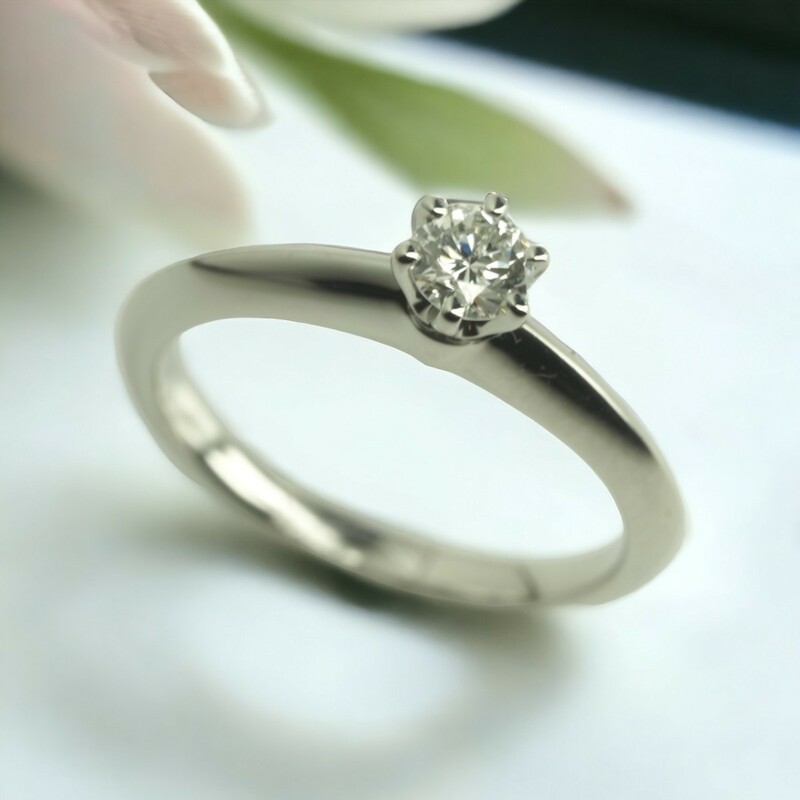 TIFFANY&Co. ティファニー　ソリテール天然ダイヤモンドリング　Pt950 D0.18ct 7号　指輪　ご希望の方にティファニーの箱をお付け致します
