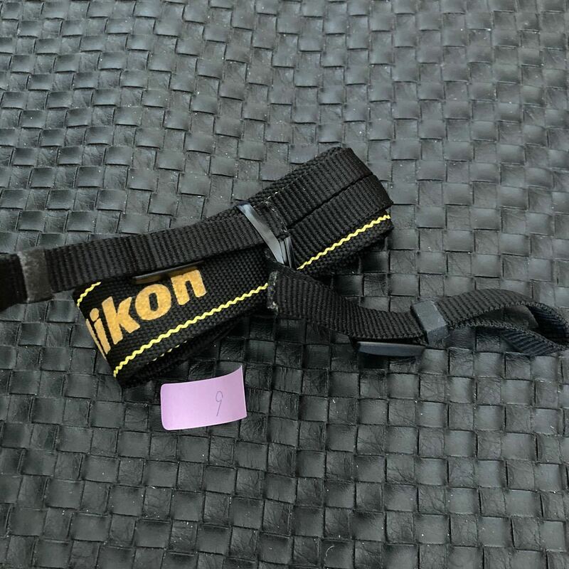『送料無料』Nikon ニコン ストラップ 純正 黒色(ブラック)×黄色(イエロー)　9