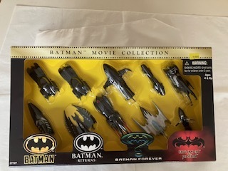 バットマン　ムービーコレクション　　バットマン、リターンズ、フォーエバー、＆ロビン １０個メカセット　　Kenner　　ダイキャスト