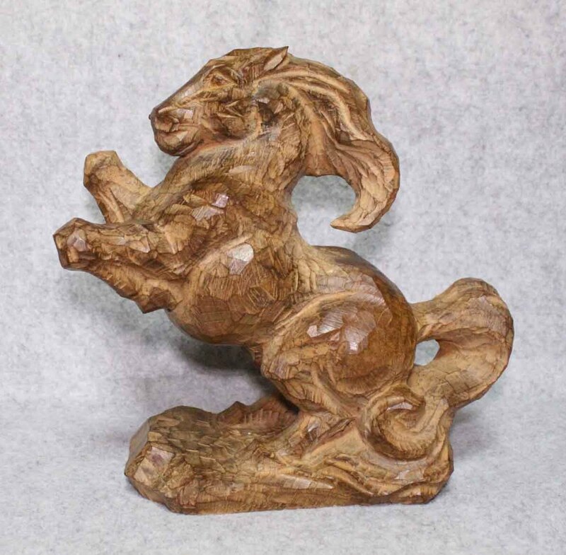 [j67]木彫り　彫刻　馬　置物 30cm　跳馬　horse　ウマ