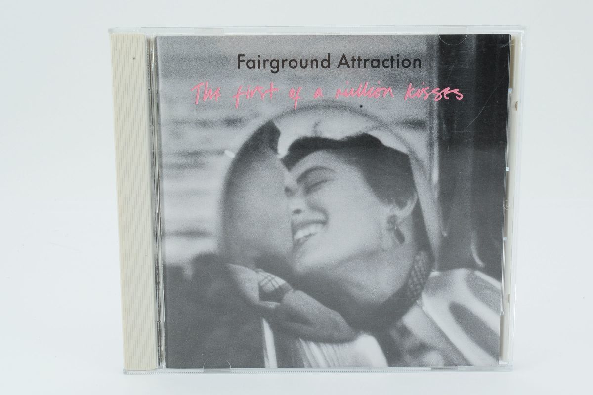 CD376★フェアーグラウンド・アトラクション　　ファースト・キッス