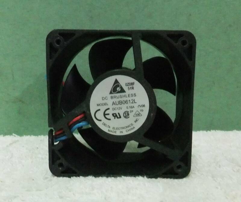 TOSHIBA 東芝 レコーダーRD-BR600から外し 冷却ファン AUB0612L DC12V 0.16A 中古 2