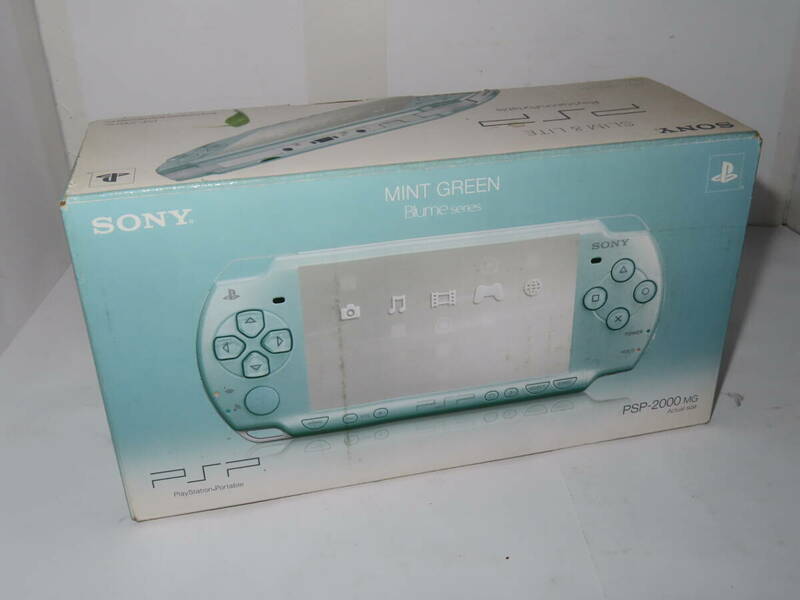 箱説明書付き PSP-2000 ミントグリーン　付属品綺麗な状態です