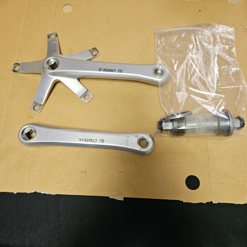 sugino75　スギノ75　クランク　NJS　シングル　ピスト　競輪　170mm