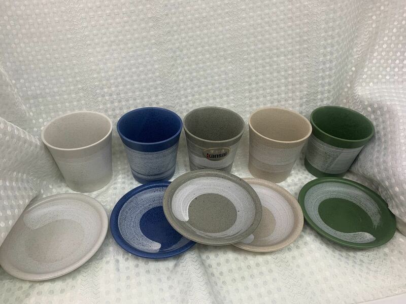 KENZO ケンゾー　カップ 皿　セット　5色　手がき　自宅保管品　未使用