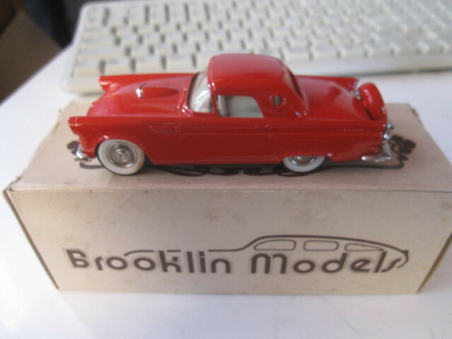 Brokllin　ブルックリン　フォード　サンダーバード（1956）1/43　イギリス製　ホワイトメタル完成品　