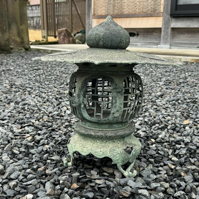 GM2Bお　明治大正期の古銅の置き灯籠　灯篭　　庭置　庭　日本庭園　灯篭 ガーデニング 雪見灯籠