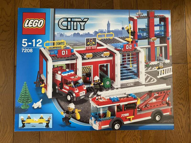 LEGO CITY 7208　消防署　消防車　レゴ　シティ 新品未開封　美品　レア　街シリーズ