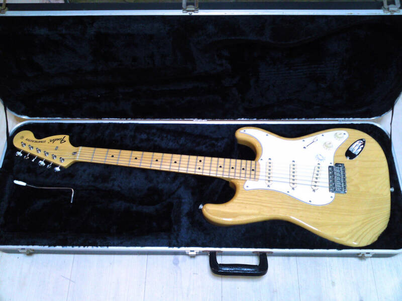 Fender Japan Stratocaster ST72-55