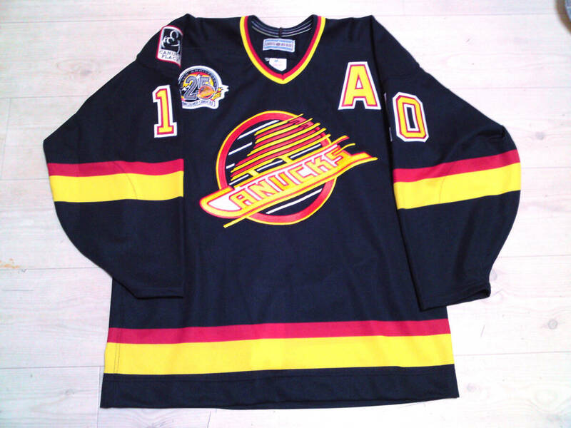 NHL Vancouver Canucks Pavel Bure CCM Authehtic jersey with 25th patch