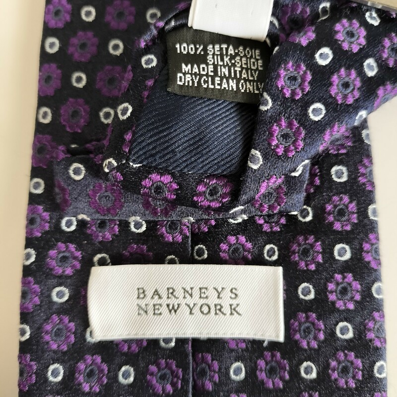 バーニーズニューヨーク（ BARNEYS NEW YORK）黒紫花丸ネクタイ