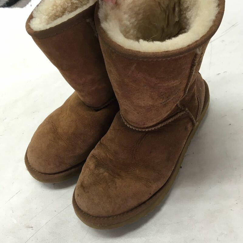 送料込み★UGG アグ★ムートンブーツ ショートブーツ★メンズ　ユニセックス　レディース　25㎝　#60219s6