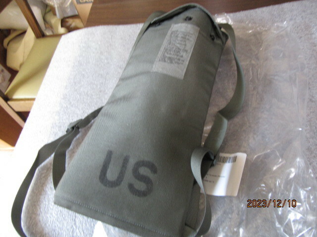 新品　　米軍 MOLLE II CARRIER HYDRATIONSYSTEM バツグ