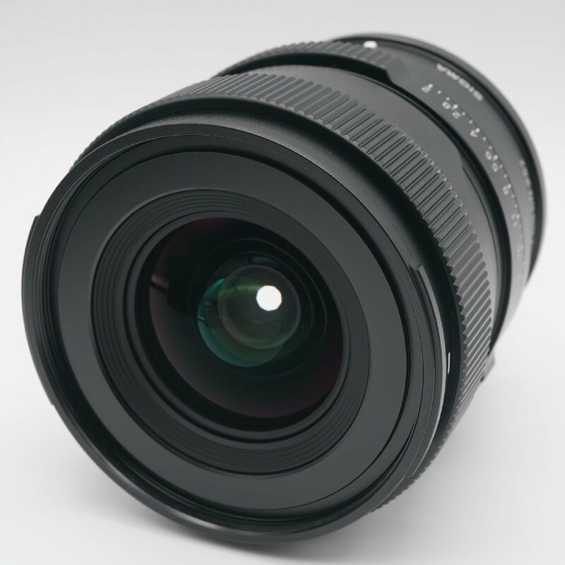 ほぼ新品 シグマ SIGMA 20mm F2 DG DN Contemporary Lマウント