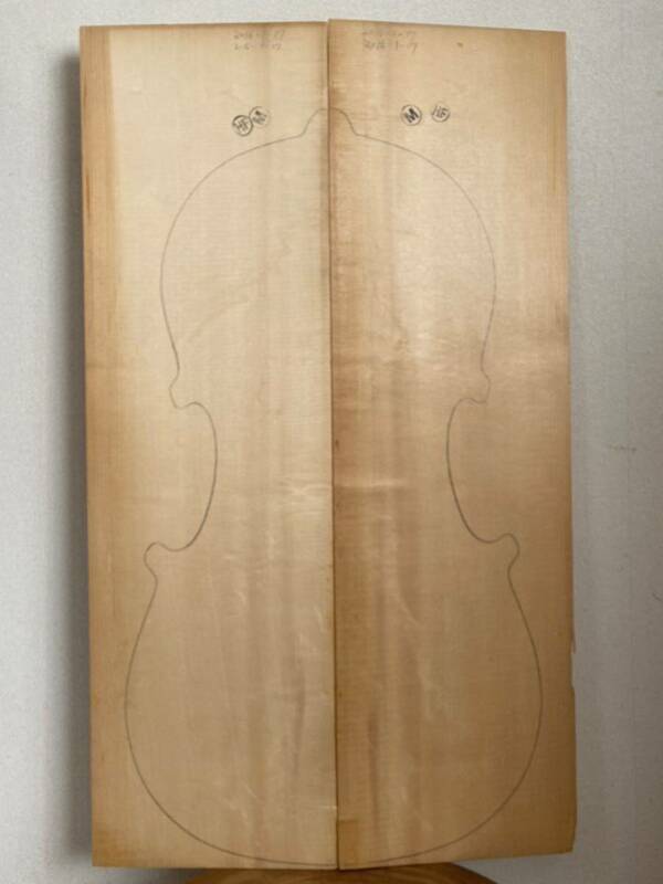 バイオリン　チェロ用材 表板材 NO２　ベアクロー　ハーゼル　スプルース　アベーテロッソ　弦楽器製作