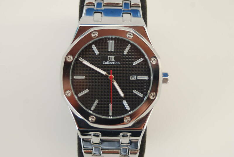 日本未発売　　IIK Collection 製ステンレス新品43mm 腕時計