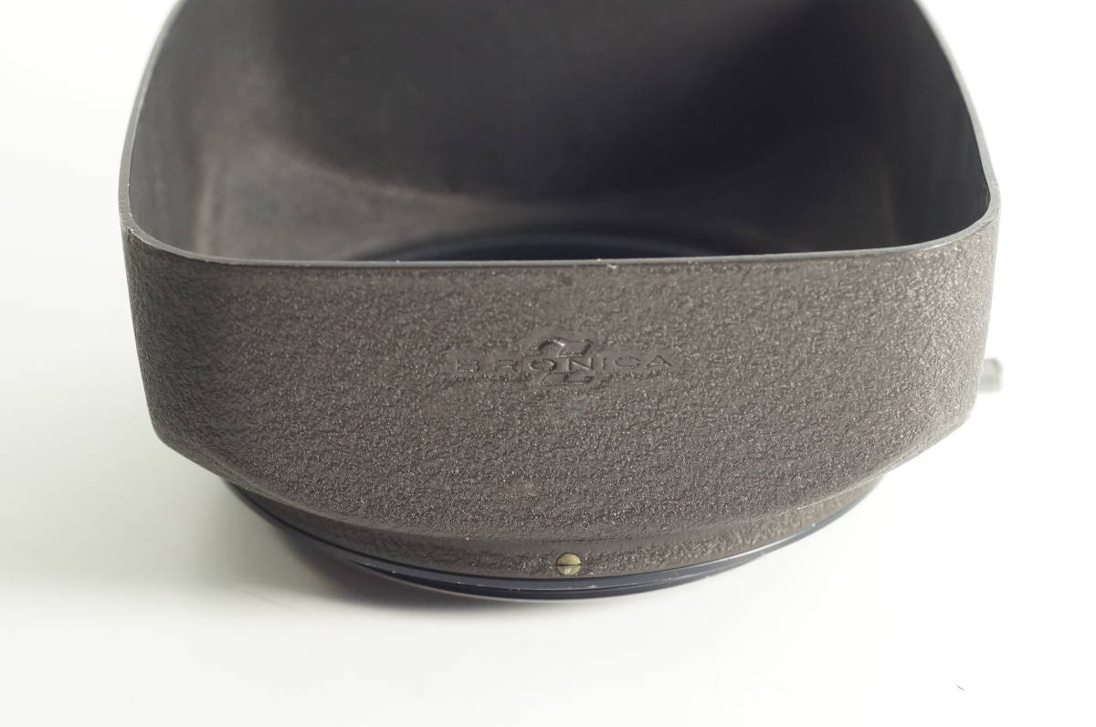 043『キレイ』希少色 BRONICA ブロニカ 角型メタルフード 75mm 105mm 135mm用（フィルター径67mm）