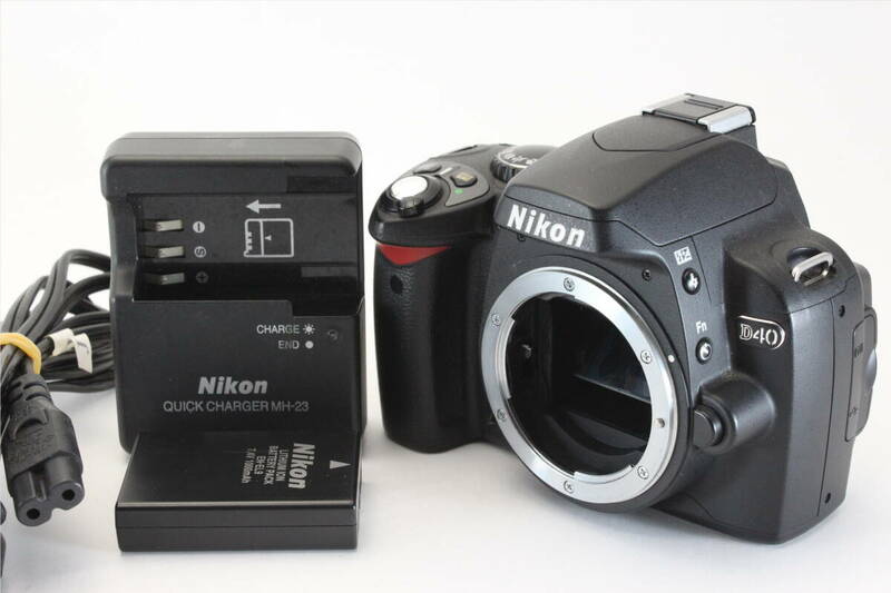 Nikon ニコン D40 ボディ 充電器セット