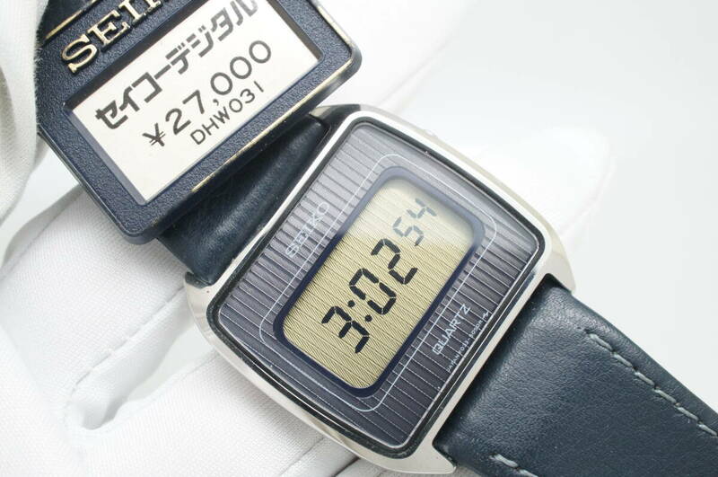 B92●作動良好 未使用デッドストック SEIKO セイコー デジタル F033-5000 純正尾錠 ヴィンテージ メンズ腕時計 シルバー クォーツ