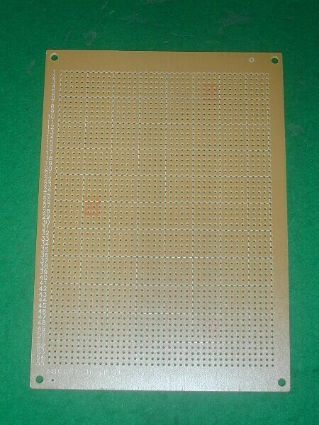 ユニバーサル基板　UP-201（片面フェノール 115×160mm）