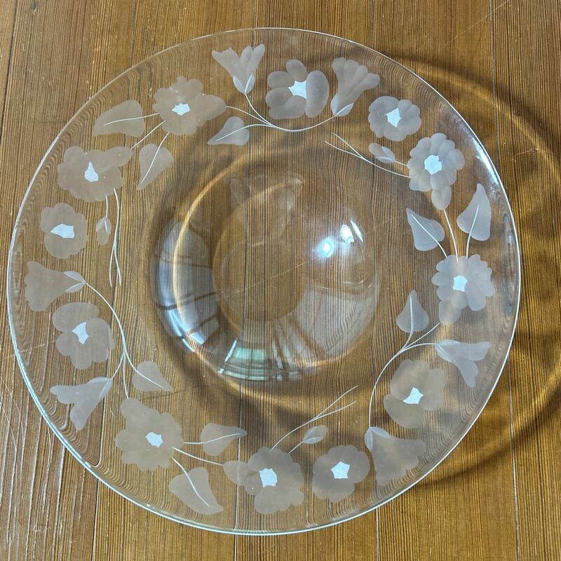 未使用品　食器　ガラス花柄大皿 6枚セット　