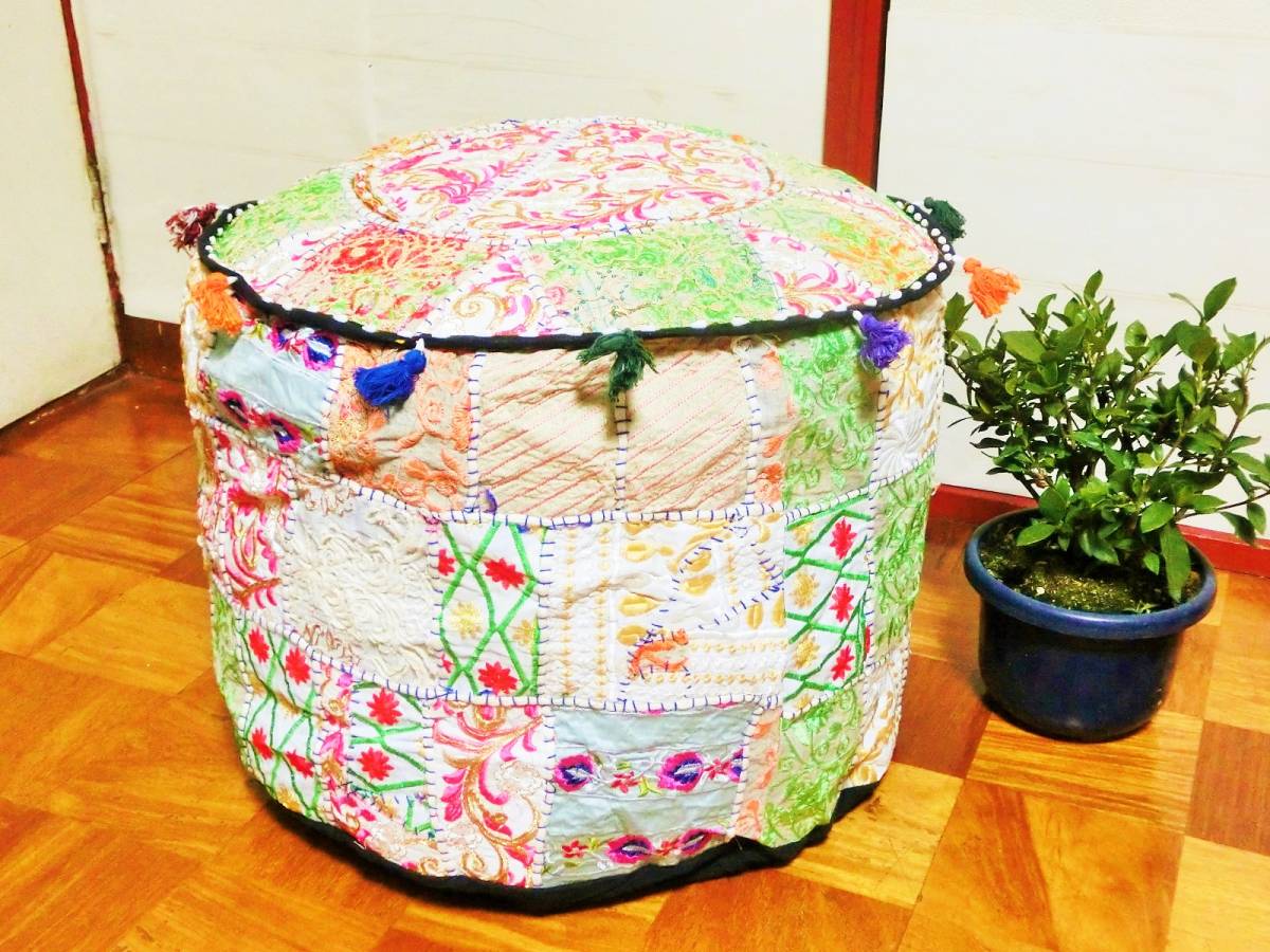 1点もの☆新品☆インド刺繍＆ミラーワーク カラフル PUF(プフ) クッションカバー オットマン スツール パッチワーク　155