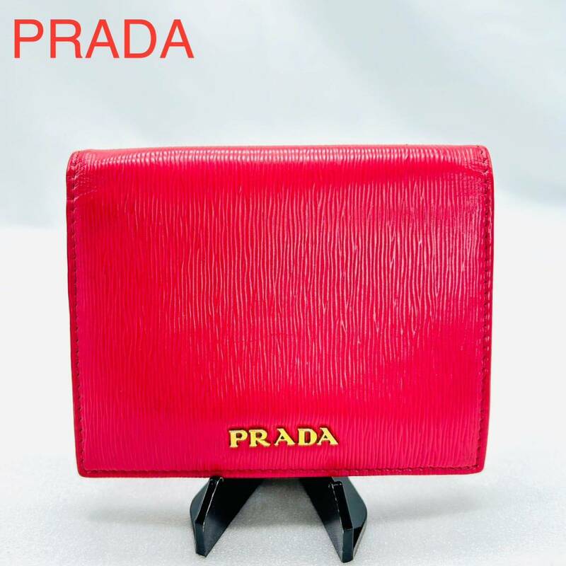 美品 PRADA プラダ 三つ折り 財布 コンパクト財布　サフィアーノ　レザー　二つ折り ウォレット 