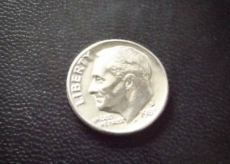 アメリカ合衆国　10セントコイン　1981年　D刻印　　送料無料（8148）ルーズベルト　USA 　お金 貨幣　硬貨　ダイム　ドル　　　