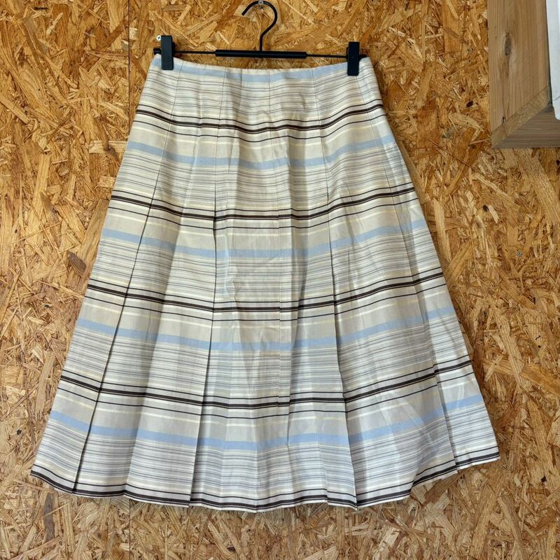 美品　ECLIPSE 日本製　ひざ丈スカート　フレアスカート 柄スカート　上品　ボトムス　2844